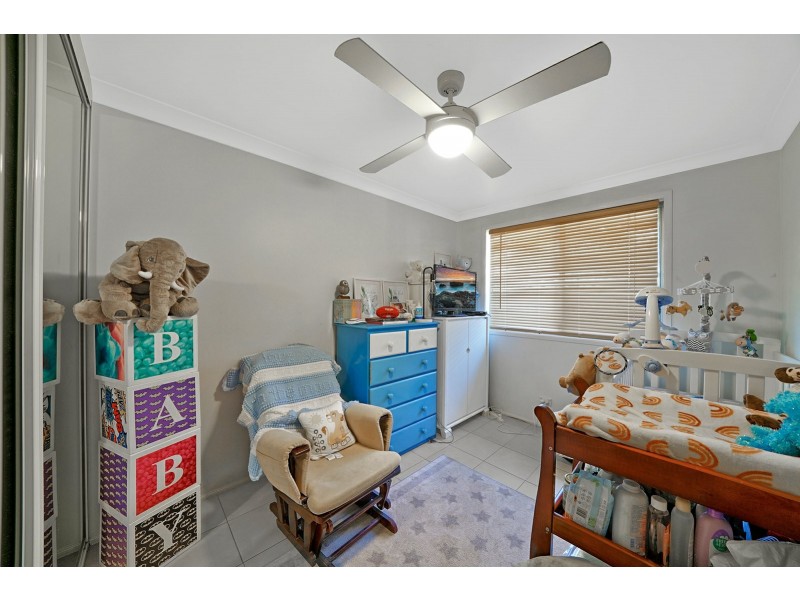 31 Gadshill Place, Rosemeadow NSW 2560