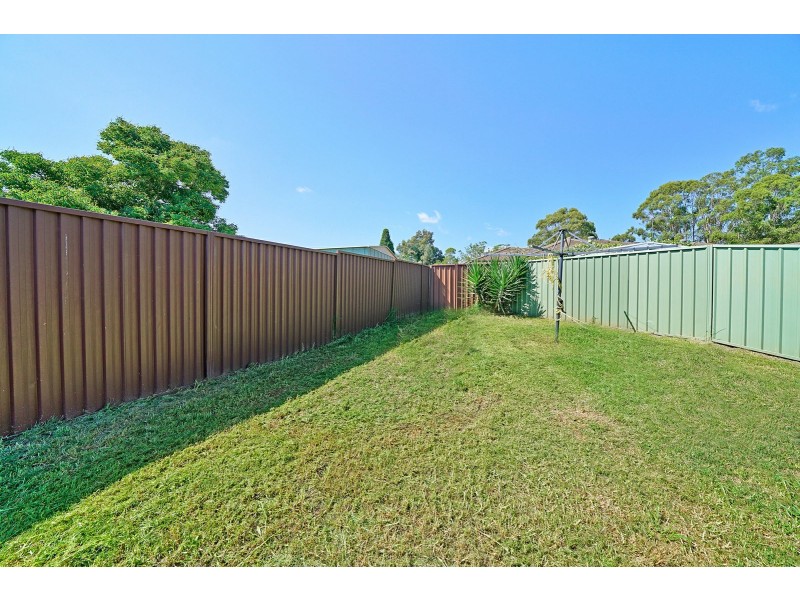 31 Gadshill Place, Rosemeadow NSW 2560