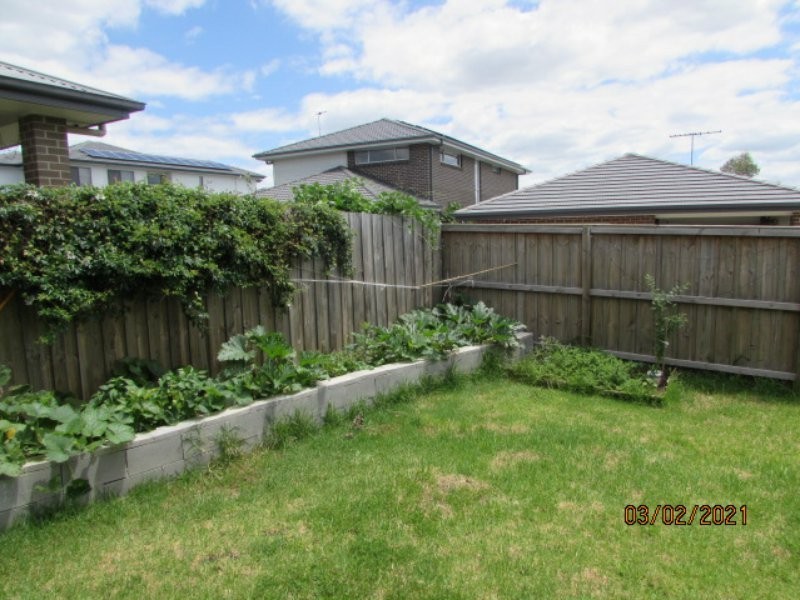 68 Crowley Boulevard, Claymore NSW 2559