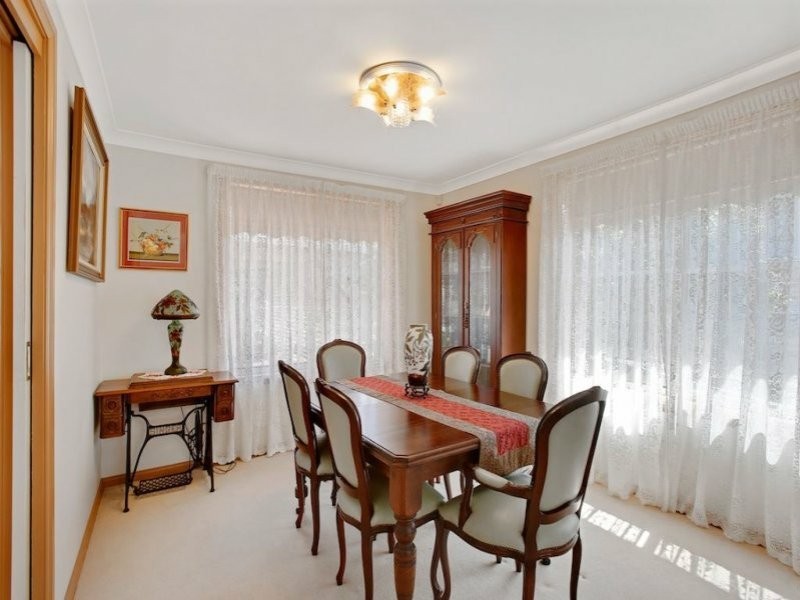 2 Mount Sugarloaf Drive, Glen Alpine NSW 2560