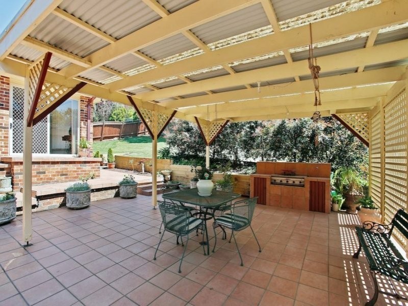 2 Mount Sugarloaf Drive, Glen Alpine NSW 2560