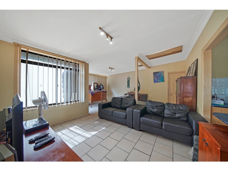 34 Grandview Drive, Campbelltown NSW 2560