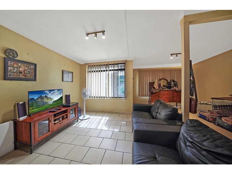 34 Grandview Drive, Campbelltown NSW 2560