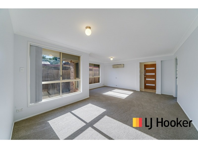 9A Withnell Crescent, St Helens Park NSW 2560