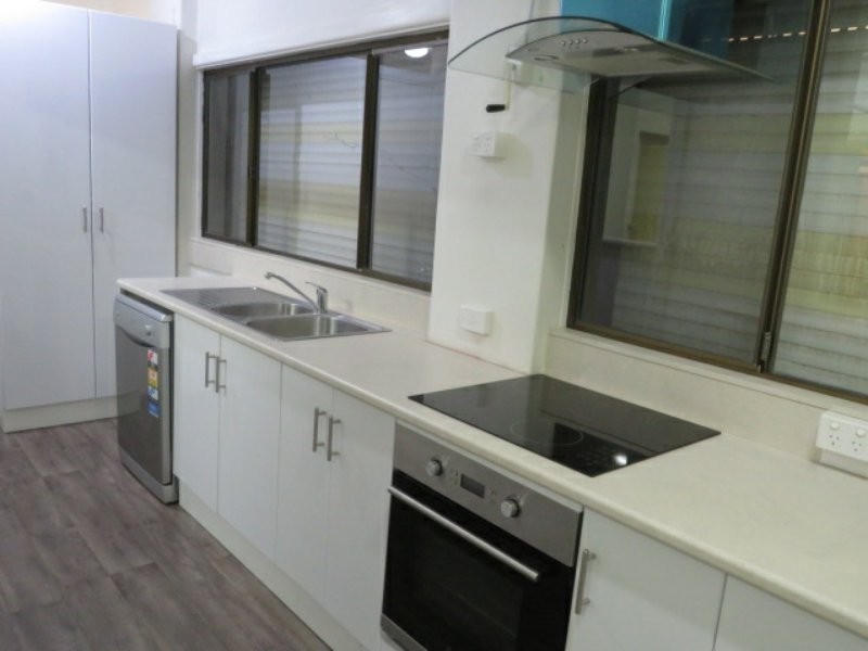 121 Dumaresq Street, Campbelltown NSW 2560