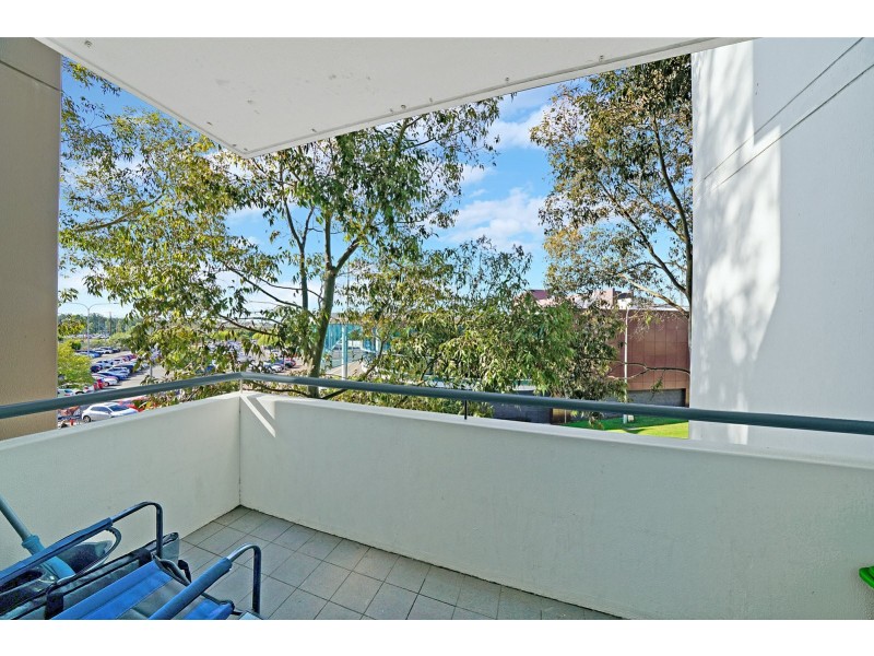 11A/541 Pembroke Rd, Leumeah NSW 2560