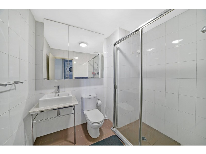 11A/541 Pembroke Rd, Leumeah NSW 2560