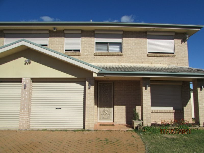 57 McLaughlin Circuit, Bradbury NSW 2560