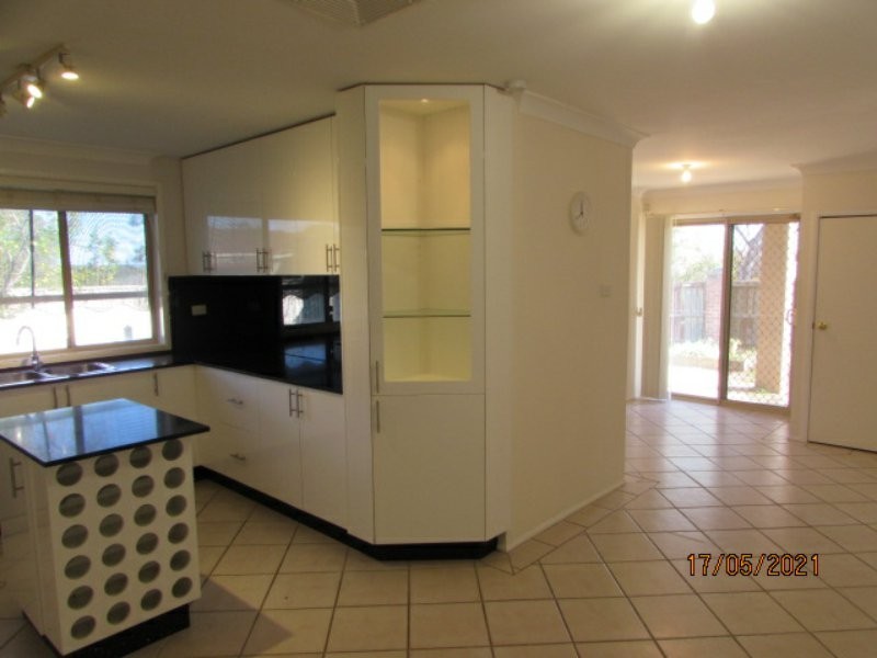 57 McLaughlin Circuit, Bradbury NSW 2560