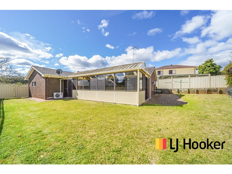 5 Tammar Place, St Helens Park NSW 2560