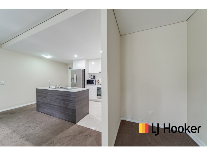 31/2-10 Tyler Street, Campbelltown NSW 2560