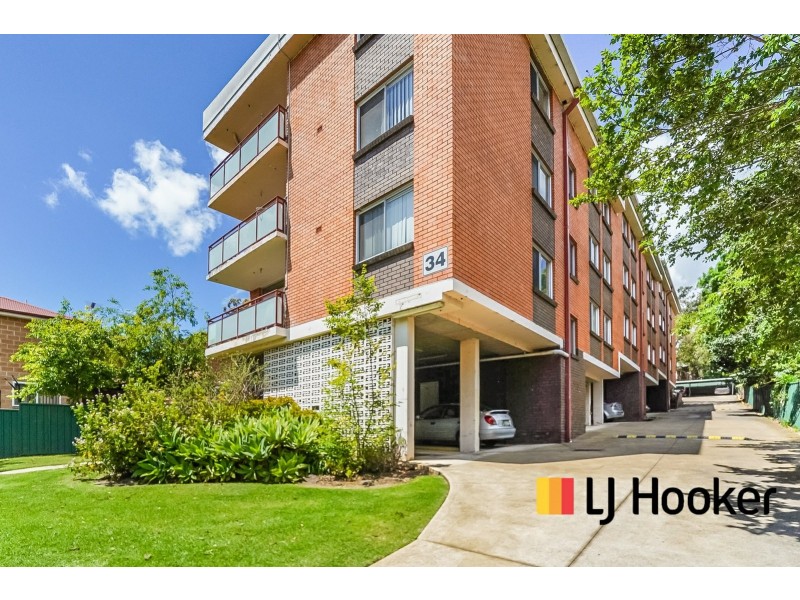 16/34 Moore Street, Campbelltown NSW 2560