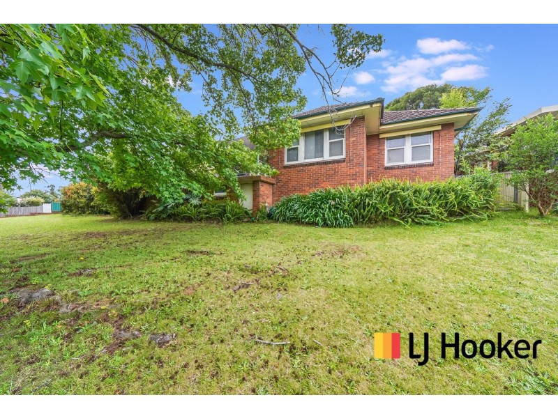 136 Lindesay Street, Campbelltown NSW 2560