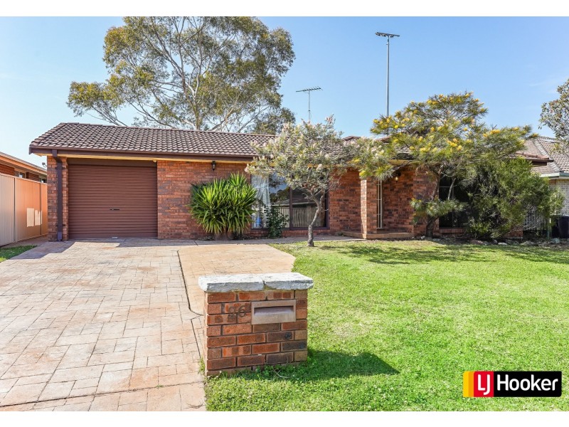 26 Bernardo Street, Rosemeadow NSW 2560