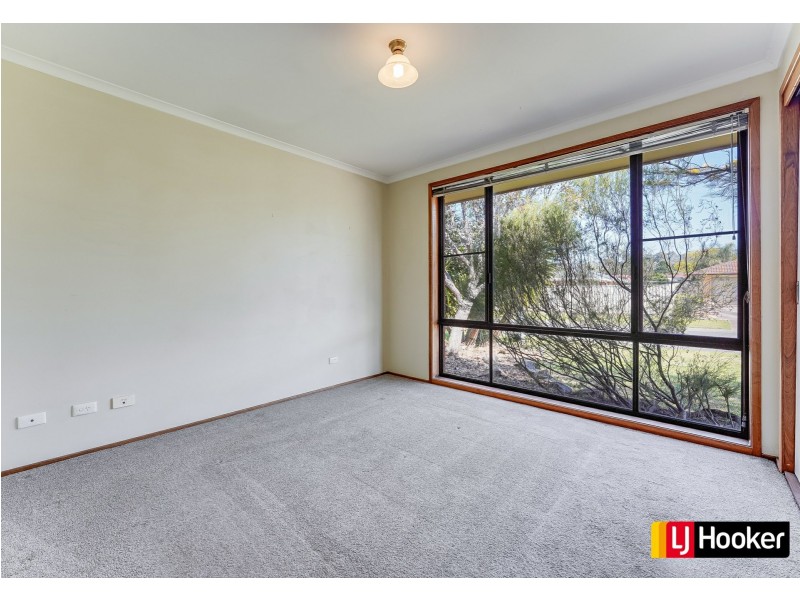 26 Bernardo Street, Rosemeadow NSW 2560