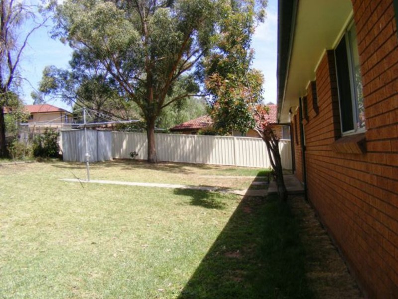 20 Elouera Cres, Woodbine NSW 2560