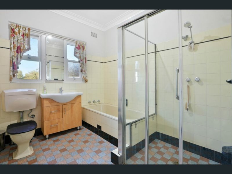 25 Appin Road, Bradbury NSW 2560