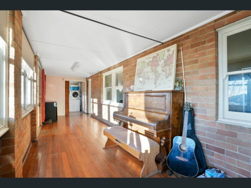 25 Appin Road, Bradbury NSW 2560