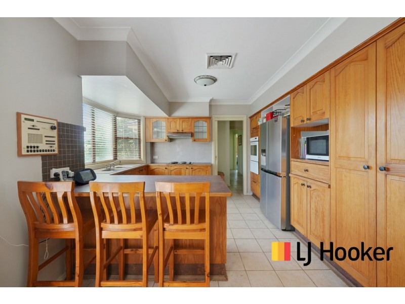 21 Clarissa Place, Ambarvale NSW 2560