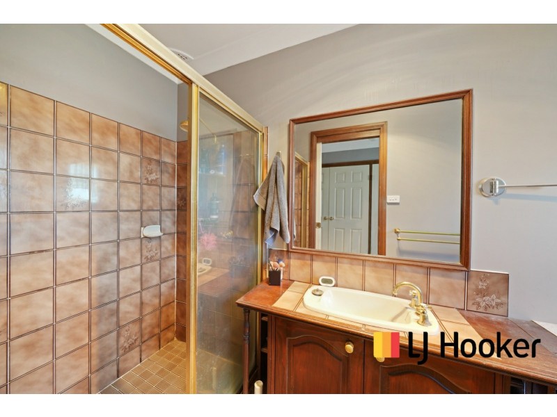 21 Clarissa Place, Ambarvale NSW 2560