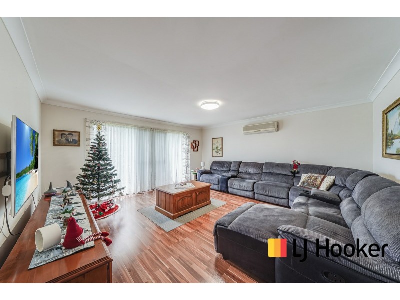 10 Arkansas Place, Kearns NSW 2558