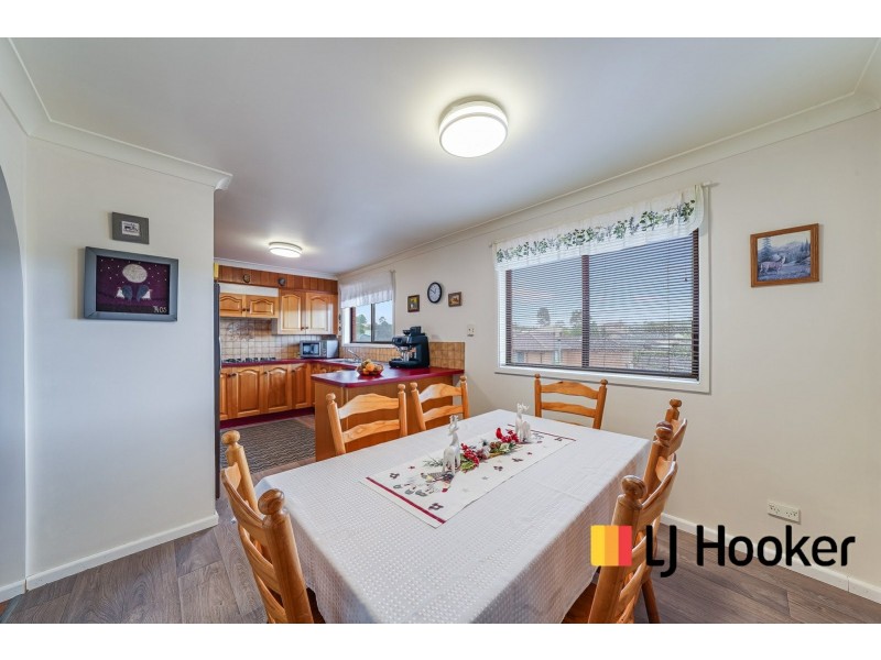 10 Arkansas Place, Kearns NSW 2558