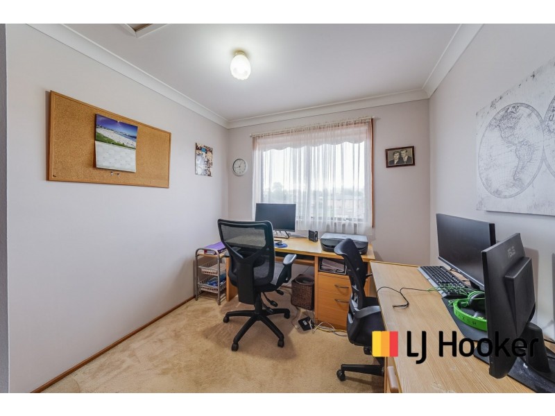 10 Arkansas Place, Kearns NSW 2558