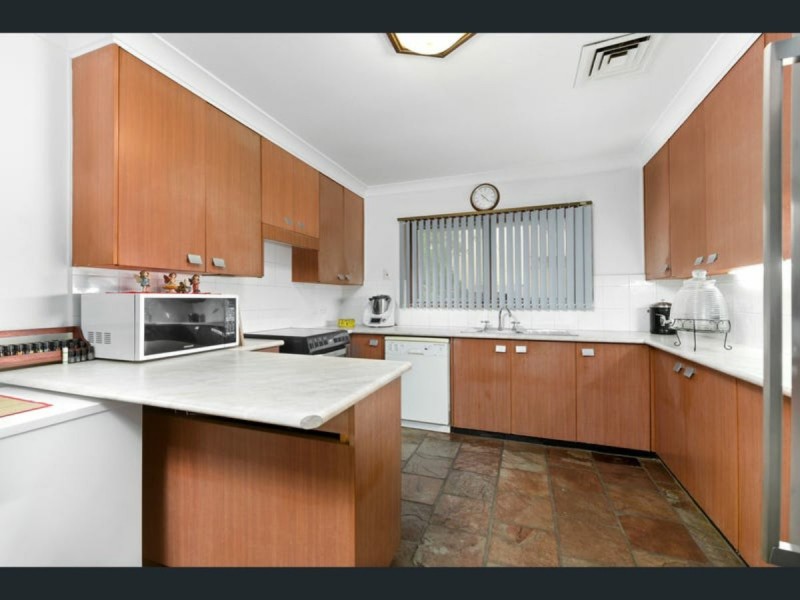 63 Raymond Avenue, Campbelltown NSW 2560