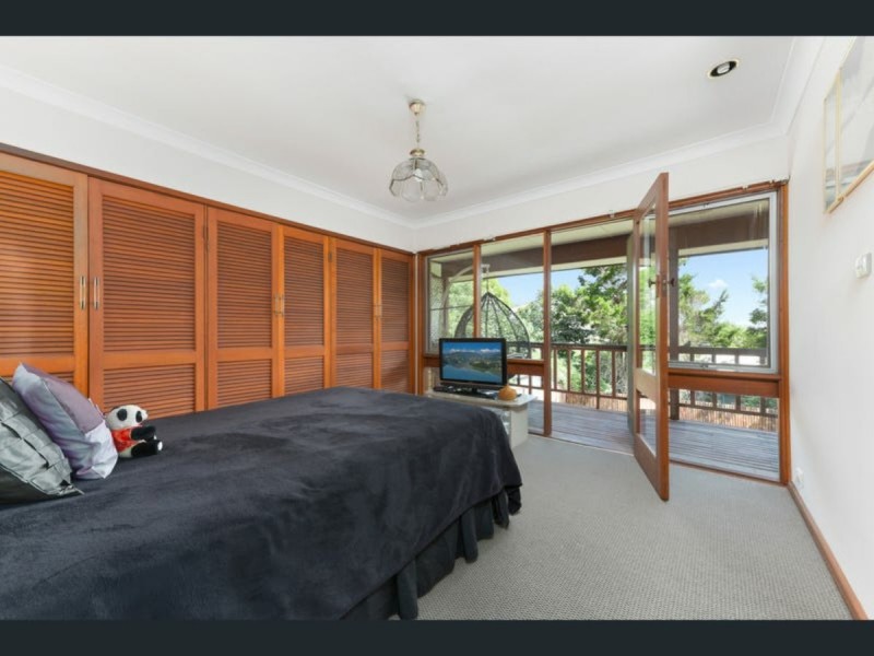 63 Raymond Avenue, Campbelltown NSW 2560