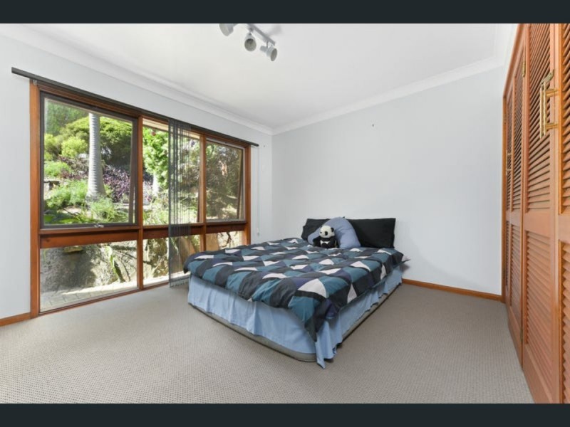 63 Raymond Avenue, Campbelltown NSW 2560