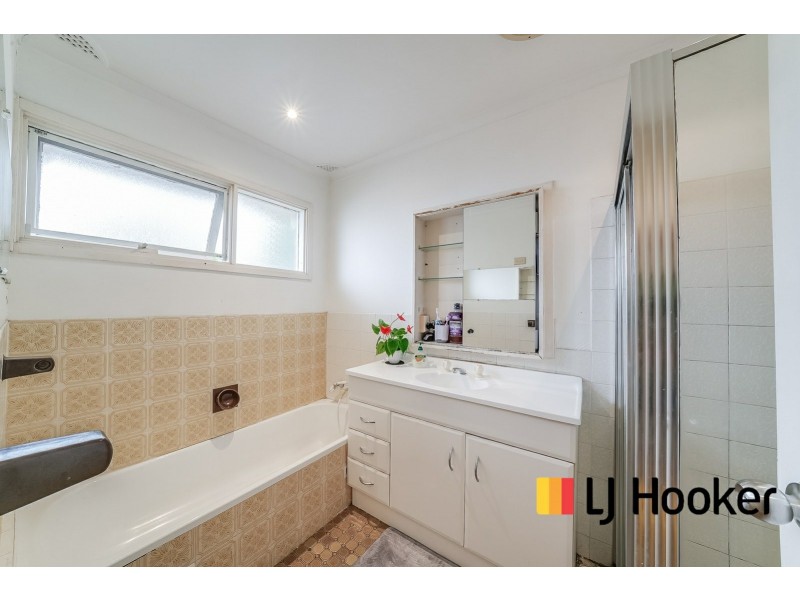 1 Tisher Place, Ambarvale NSW 2560