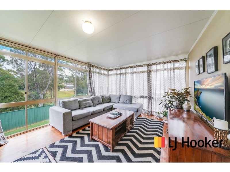 45 Lillyvicks Crescent, Ambarvale NSW 2560