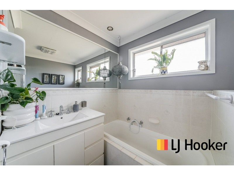 45 Lillyvicks Crescent, Ambarvale NSW 2560