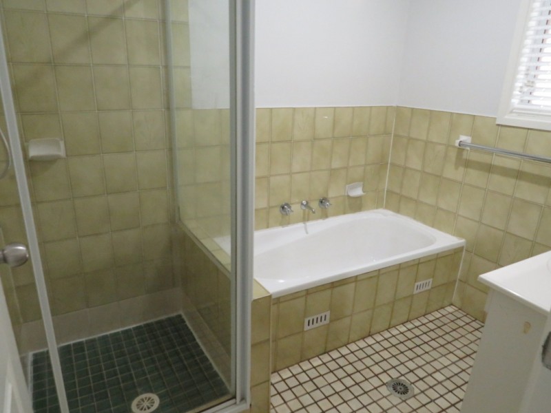 12 Grimwig Crescent, Ambarvale NSW 2560