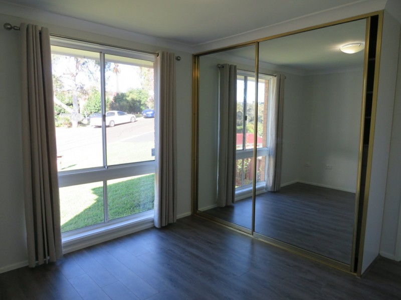 12 Grimwig Crescent, Ambarvale NSW 2560