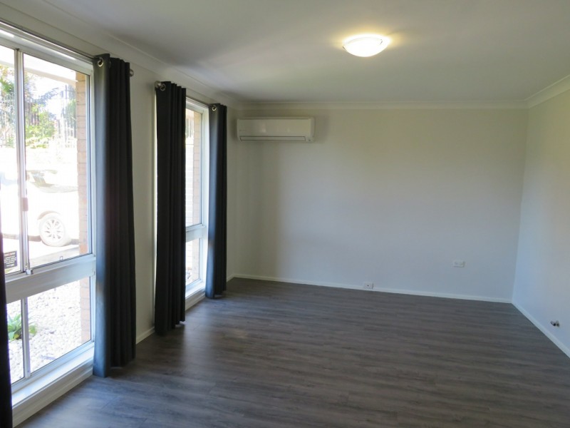 12 Grimwig Crescent, Ambarvale NSW 2560