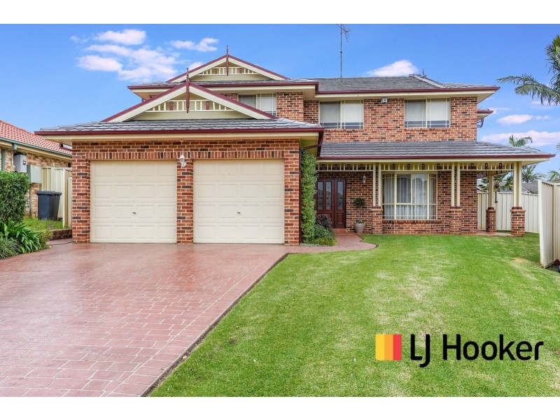 11 Carstairs Place, St Andrews NSW 2566