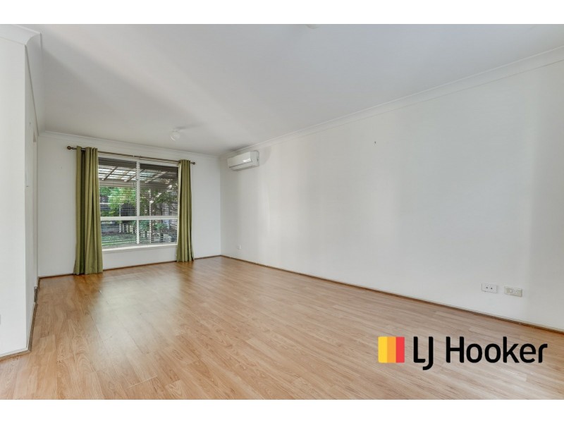 2 Greenwich Walk, Campbelltown NSW 2560