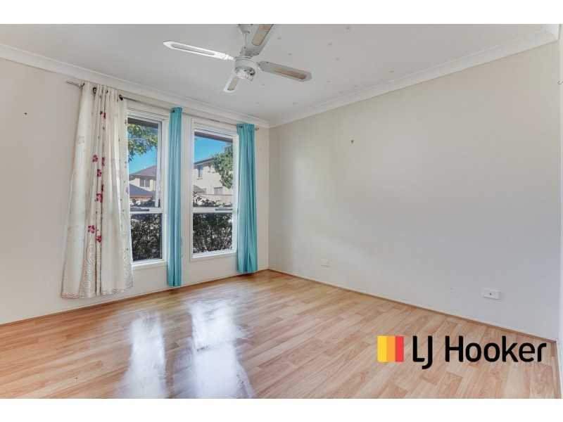 2 Greenwich Walk, Campbelltown NSW 2560