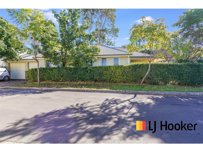 2 Greenwich Walk, Campbelltown NSW 2560