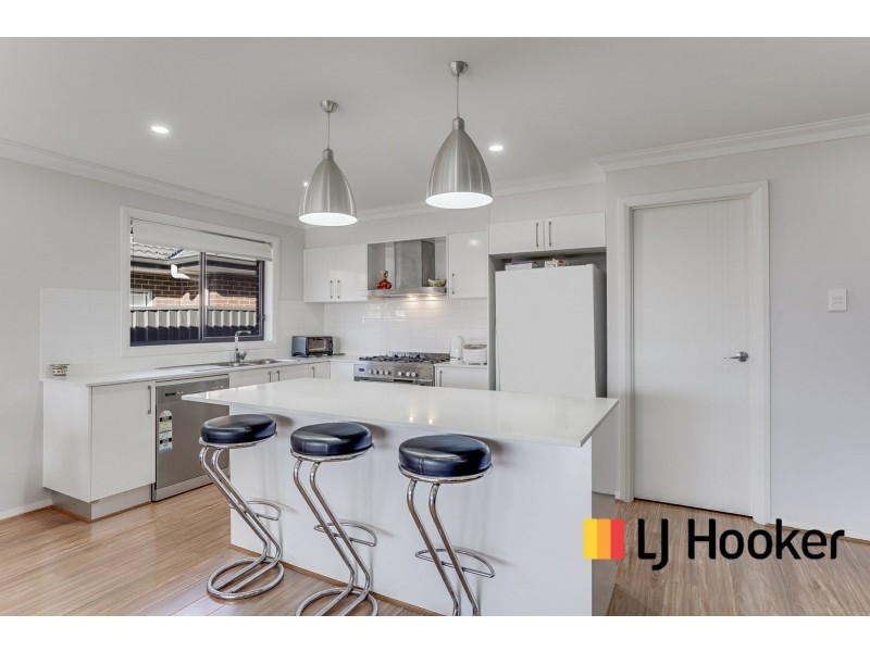 11 Milton Circuit, Oran Park NSW 2570