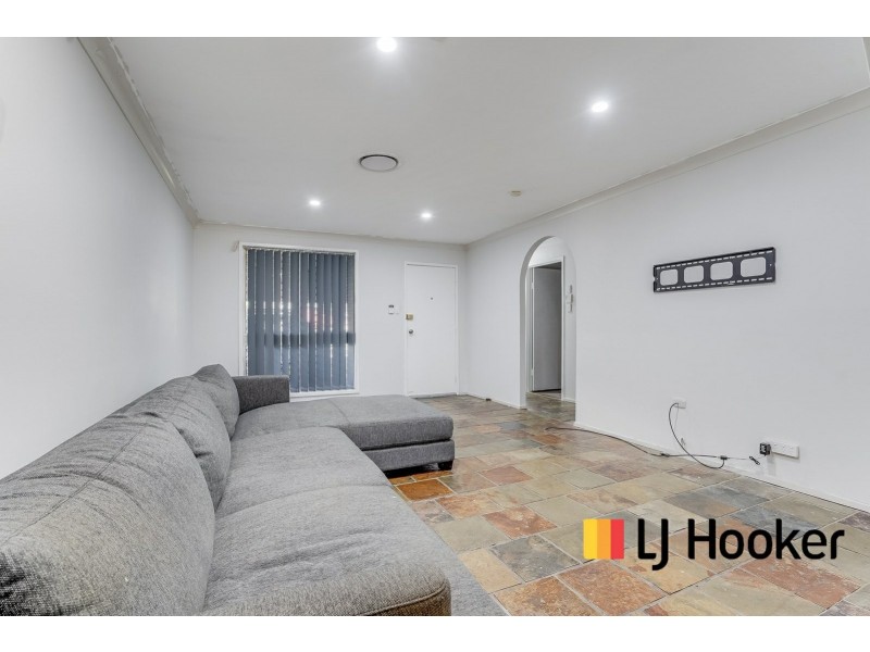 103 Potoroo Avenue, St Helens Park NSW 2560