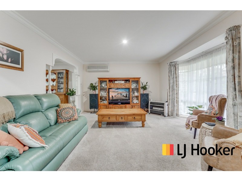 11 Corundum Close, Eagle Vale NSW 2558