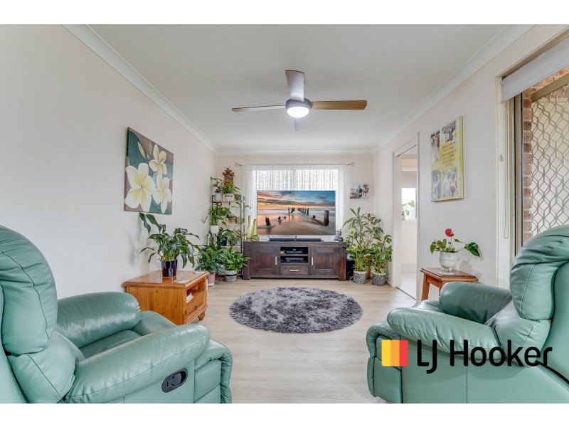 11 Corundum Close, Eagle Vale NSW 2558