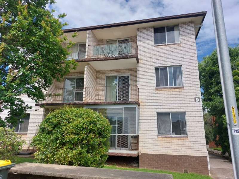 5/9 Reddall Street, Campbelltown NSW 2560