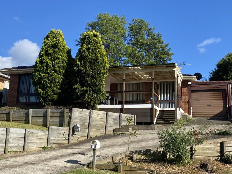 43 Clennam Avenue, Ambarvale NSW 2560