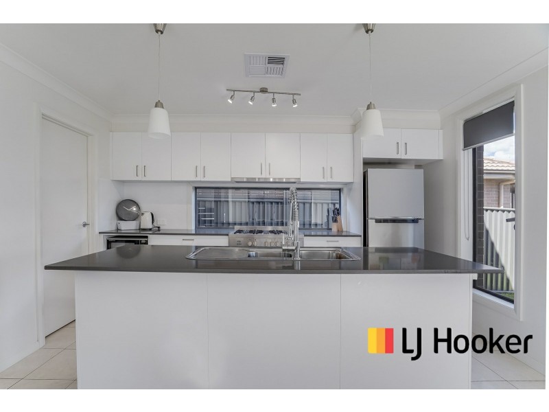 20 Ivory Curl Street, Gregory Hills NSW 2557