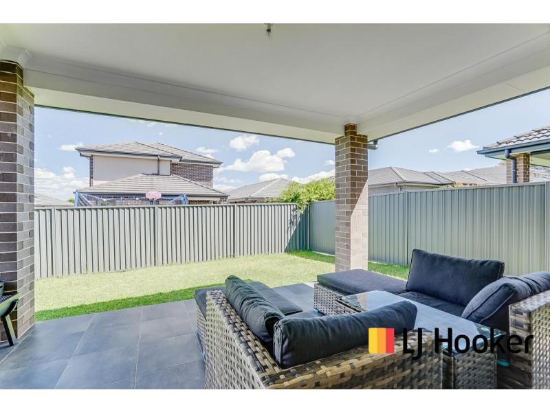 20 Ivory Curl Street, Gregory Hills NSW 2557