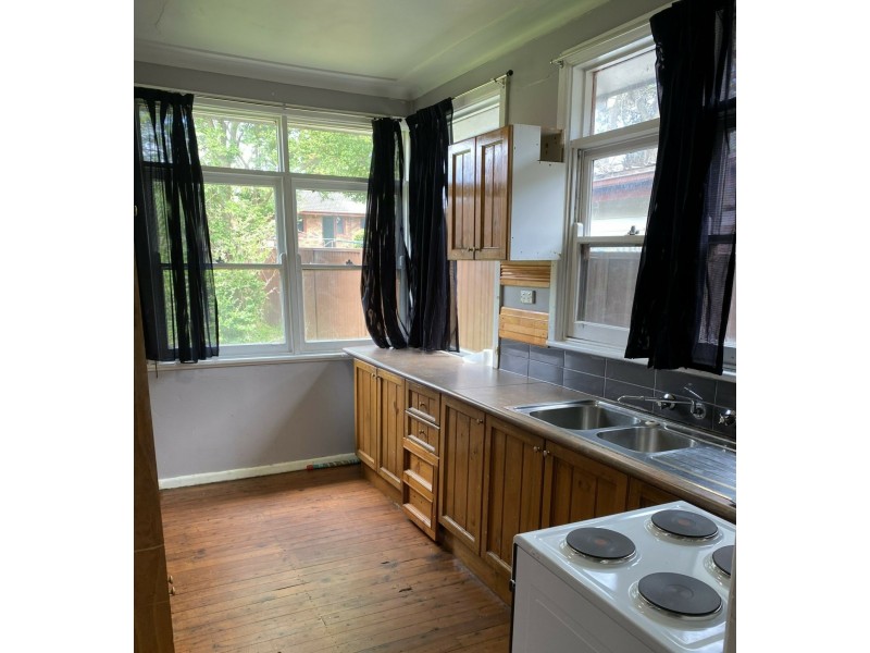 30 Kingsclare Street, Leumeah NSW 2560