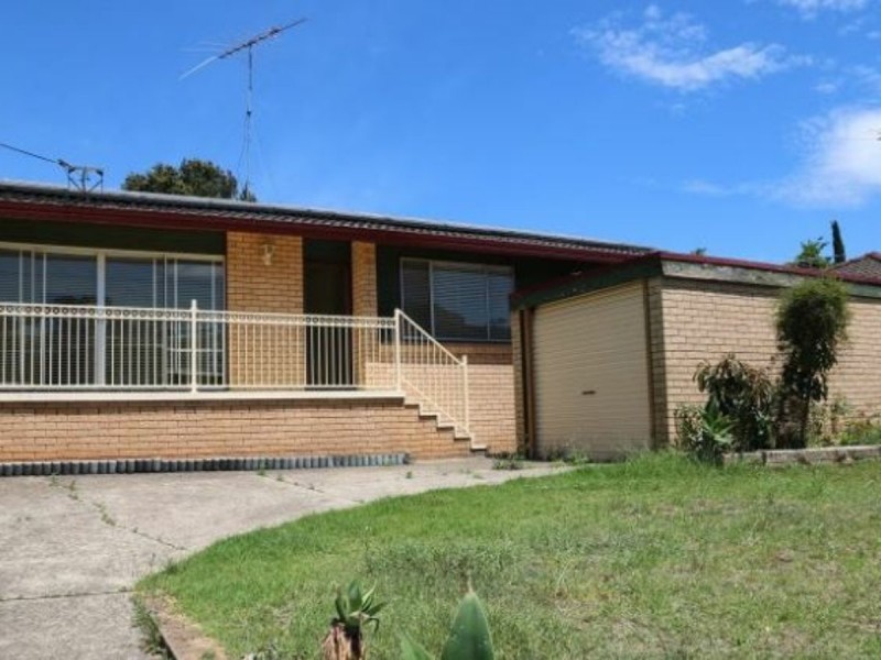 13 Franklin Street, Leumeah NSW 2560